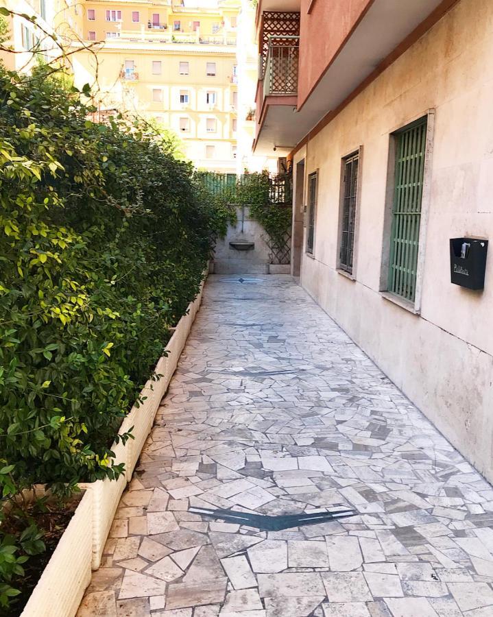 Dea Flora Home B&B Roma Exterior foto